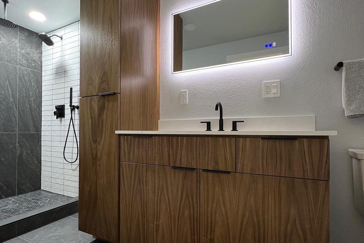 Walnut floating-vanity bath